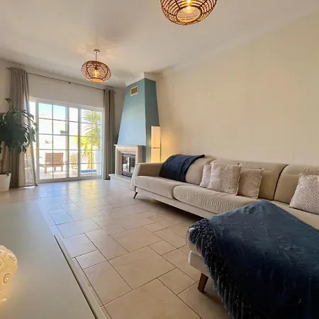 V4 Moderno Com Piscina - Villa Burgau