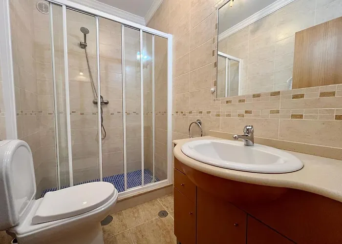 V4 Moderno Com Piscina - Villa Burgau